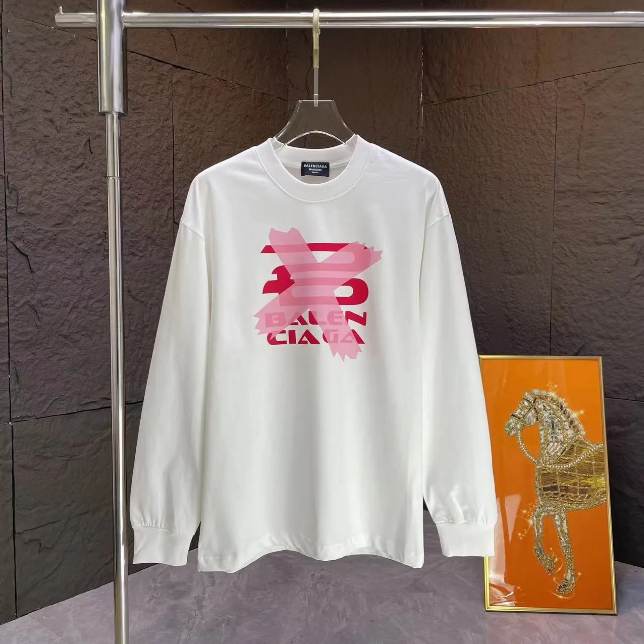 Bal* * New Arrival T ：Black White Sizes：S M L XL